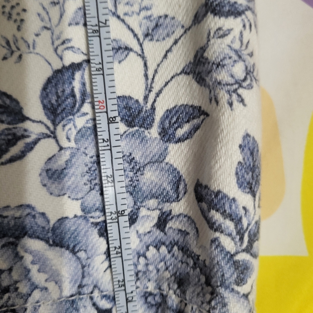 Polo Ralph Lauren floral shorts - Picture 2 of 4